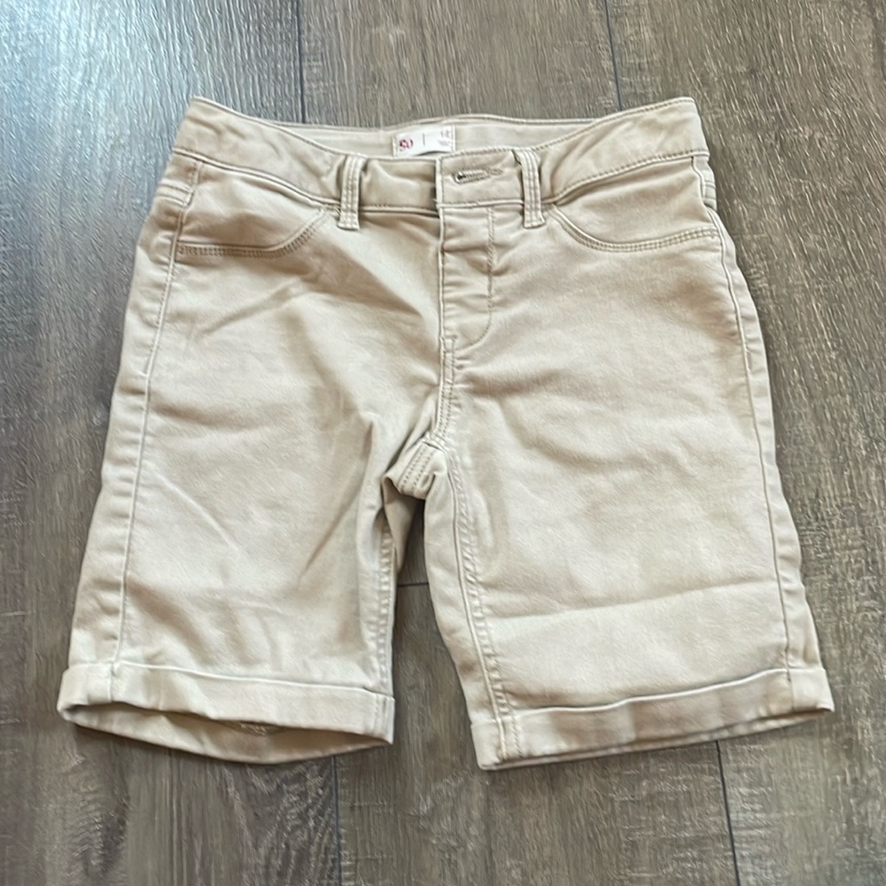 Kohls Khaki Shorts